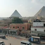 Pyramids Best Holiday Inn