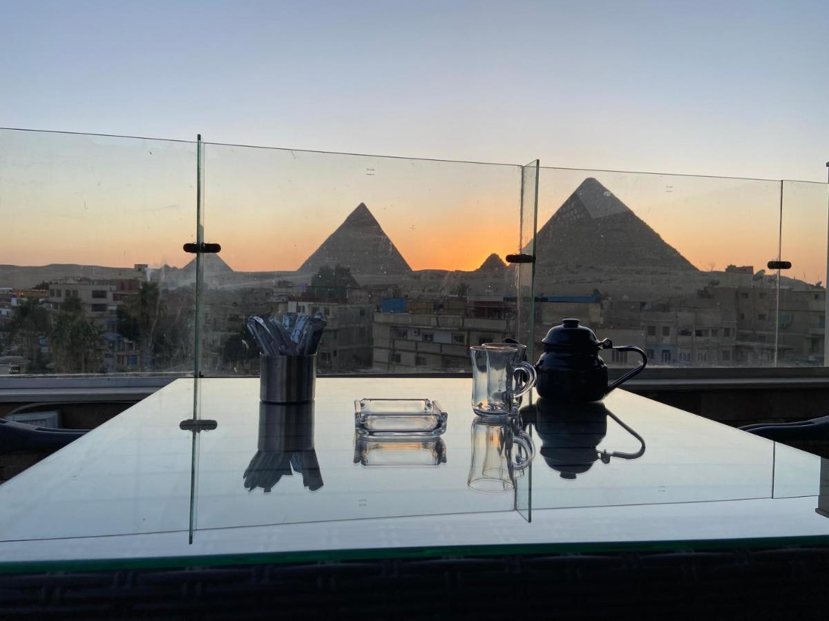 Hostel Pyramids *