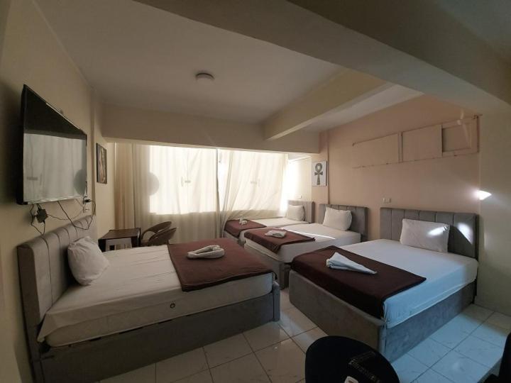 Hostel Pyramids